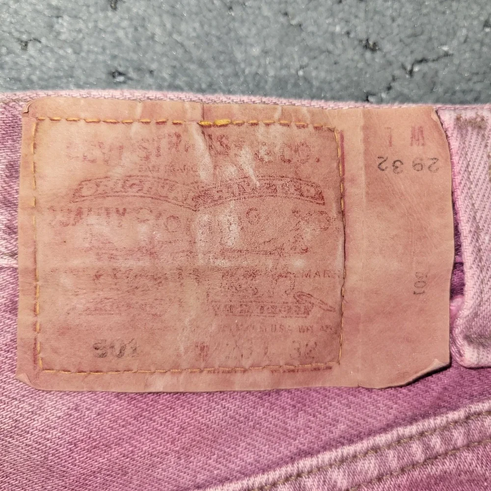 VTG Levis 501 Jeans Mens 29x32 Purple 501-0648 Button Fly Made In USA 90s 1994
